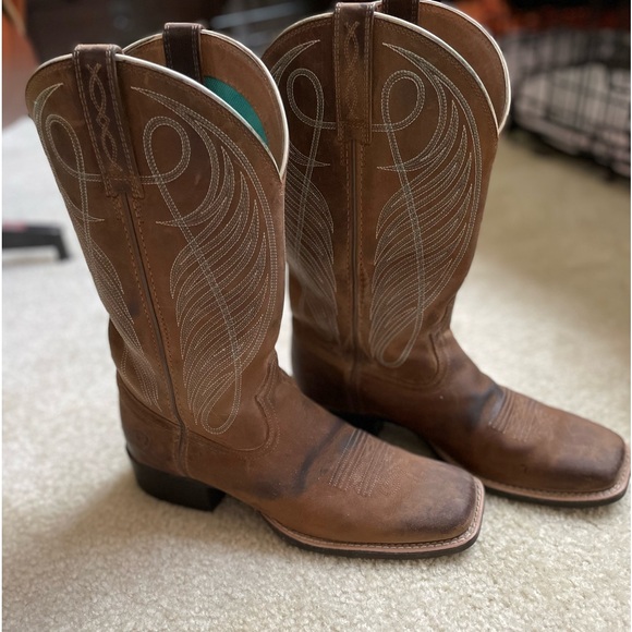 Woman’s Ariat square toe boots 91/2 - Picture 4 of 7